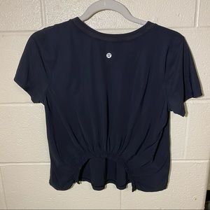 Black lululemon workout top!
